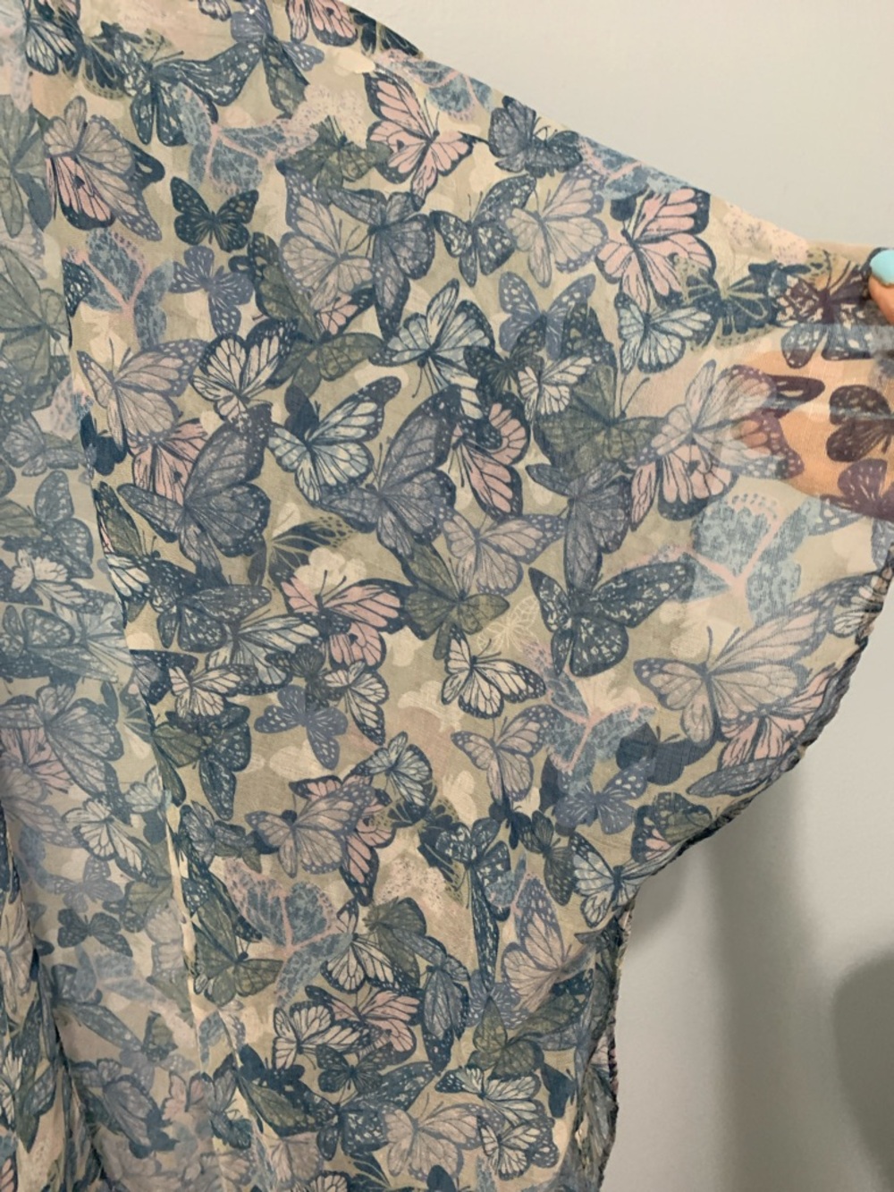 Sheer Floral Kimono butterfly print - Picture 3 of 5